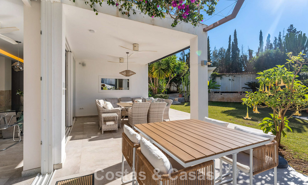 Beautifully renovated luxury villa with timeless Andalusian architecture for sale on the East side of Marbella 792424
