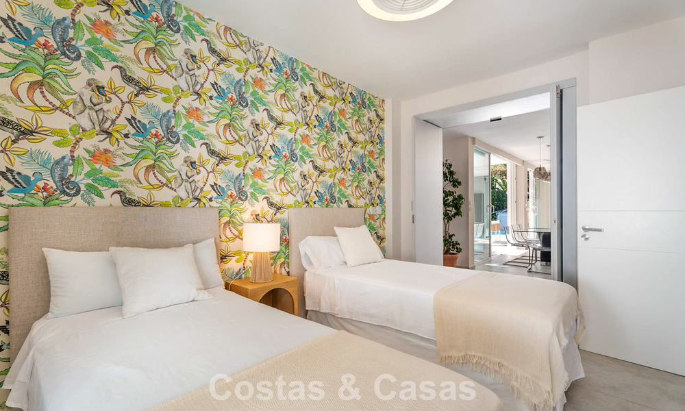 Beautifully renovated luxury villa with timeless Andalusian architecture for sale on the East side of Marbella 792438