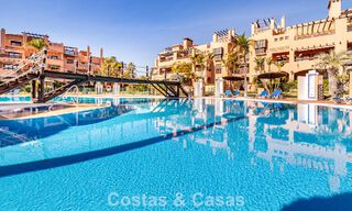 Spacious apartment for sale with 4 bedrooms in a beachside complex on the New Golden Mile between Marbella and Estepona 792470 