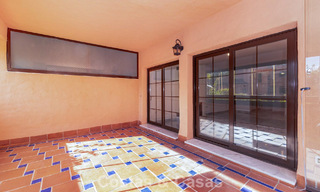 Spacious apartment for sale with 4 bedrooms in a beachside complex on the New Golden Mile between Marbella and Estepona 792473 