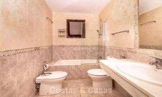 Spacious apartment for sale with 4 bedrooms in a beachside complex on the New Golden Mile between Marbella and Estepona 792478 