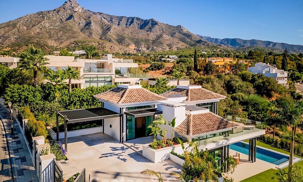 4 ultramodern boutique villas for sale on Marbella’s Golden Mile, ready to move in. 792463