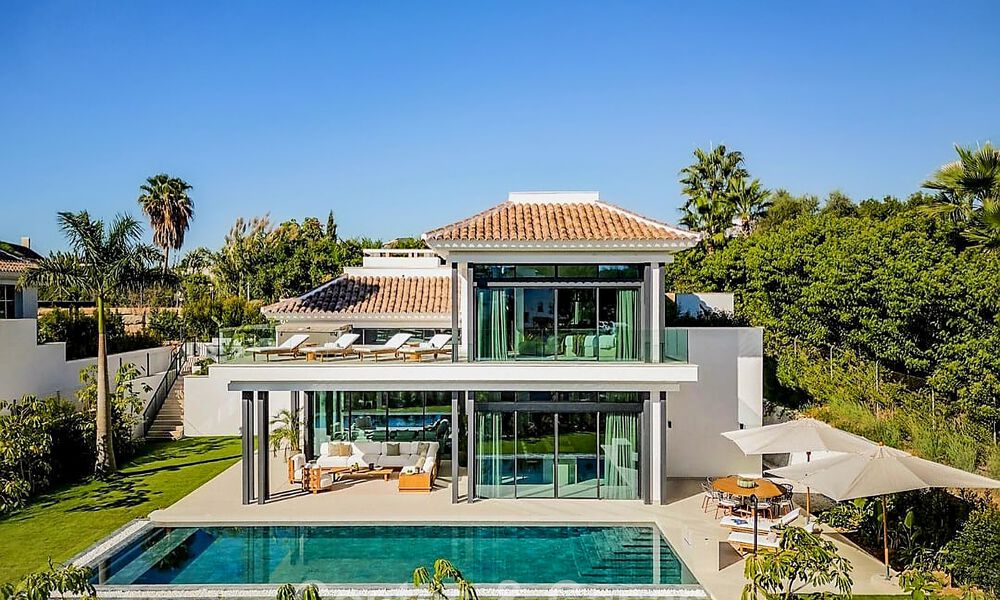 4 ultramodern boutique villas for sale on Marbella’s Golden Mile, ready to move in. 792467