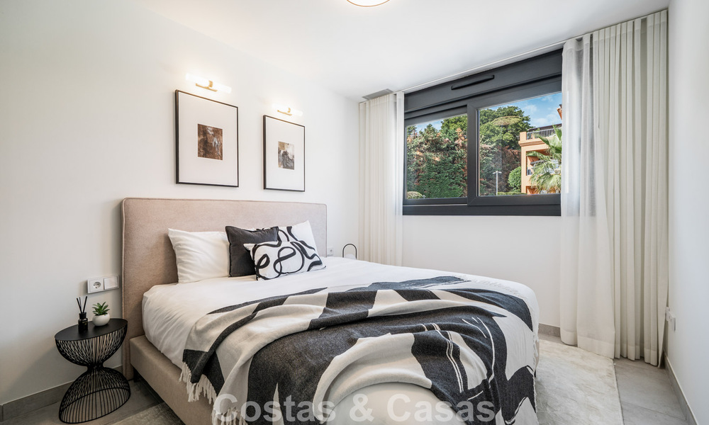 Brand-new modern penthouse with spacious solarium for sale in a gated complex in Benahavís - Marbella 792554