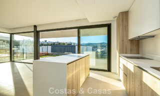 Move-in-ready, brand-new contemporary townhouse for sale on the New Golden Mile between Marbella and Estepona 792595 