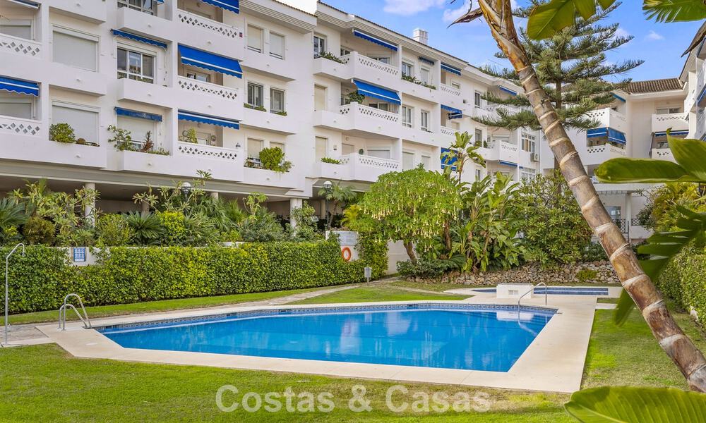 Very spacious duplex penthouse for sale just steps away from all amenities in the centre of San Pedro, Marbella 792733