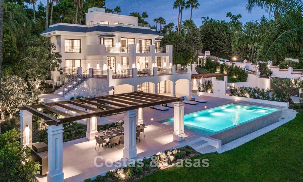Luxurious and timeless villa with panoramic views for sale in Nueva Andalucía, Marbella 792910
