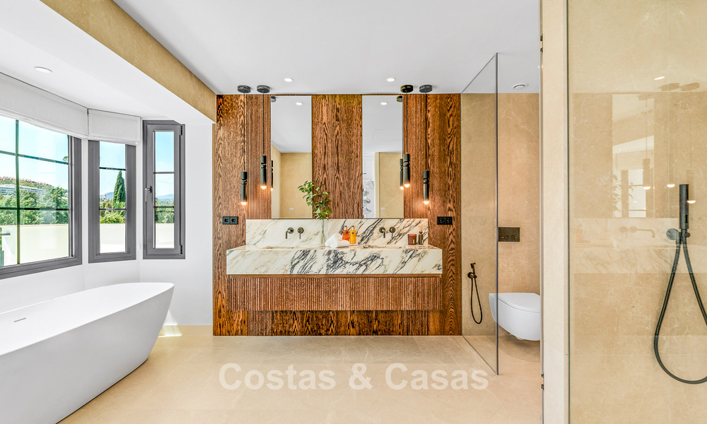 Luxurious and timeless villa with panoramic views for sale in Nueva Andalucía, Marbella 792920