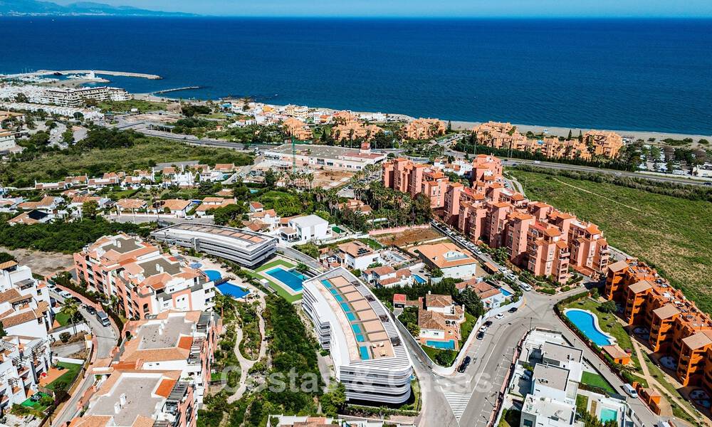 Modern new-build apartments with panoramic sea views for sale in Manilva, Costa del Sol 792936