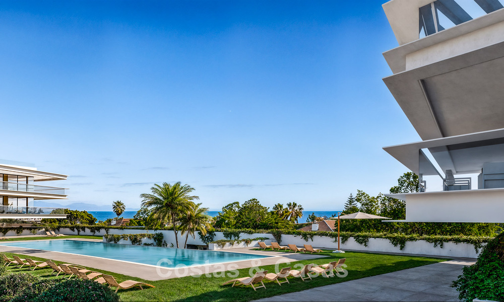 Modern new-build apartments with panoramic sea views for sale in Manilva, Costa del Sol 792940
