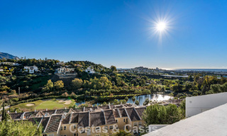 Beautifully renovated penthouse with spacious rooftop terrace for sale in La Quinta Golf Resort, Benahavís - Marbella 792986 