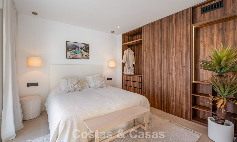 Beautifully renovated penthouse with spacious rooftop terrace for sale in La Quinta Golf Resort, Benahavís - Marbella 792992