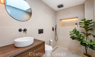 Beautifully renovated penthouse with spacious rooftop terrace for sale in La Quinta Golf Resort, Benahavís - Marbella 793000 