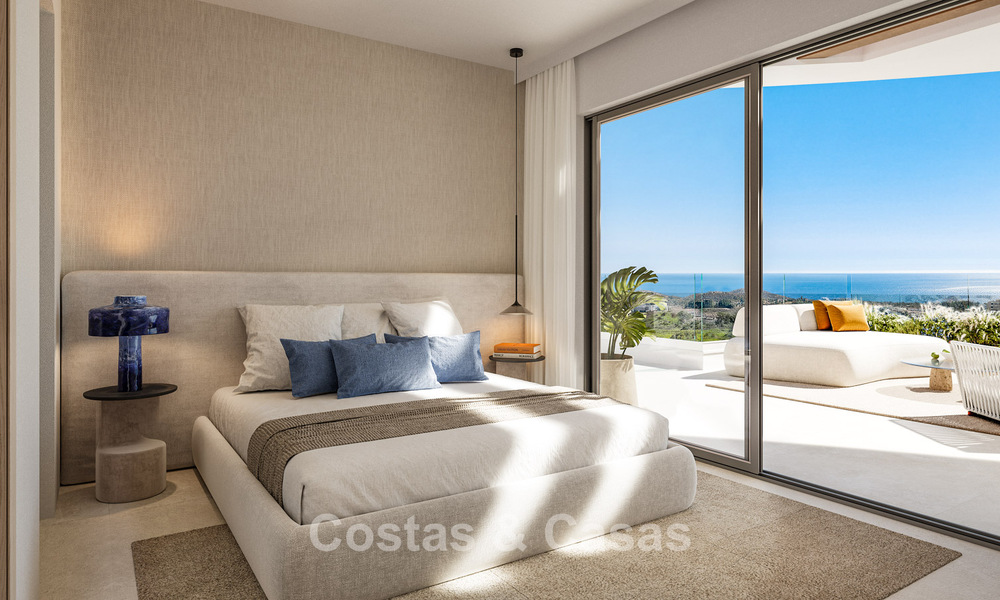 Innovative apartments with panoramic sea views for sale in a golf resort in Mijas Costa, Costa del Sol 792980