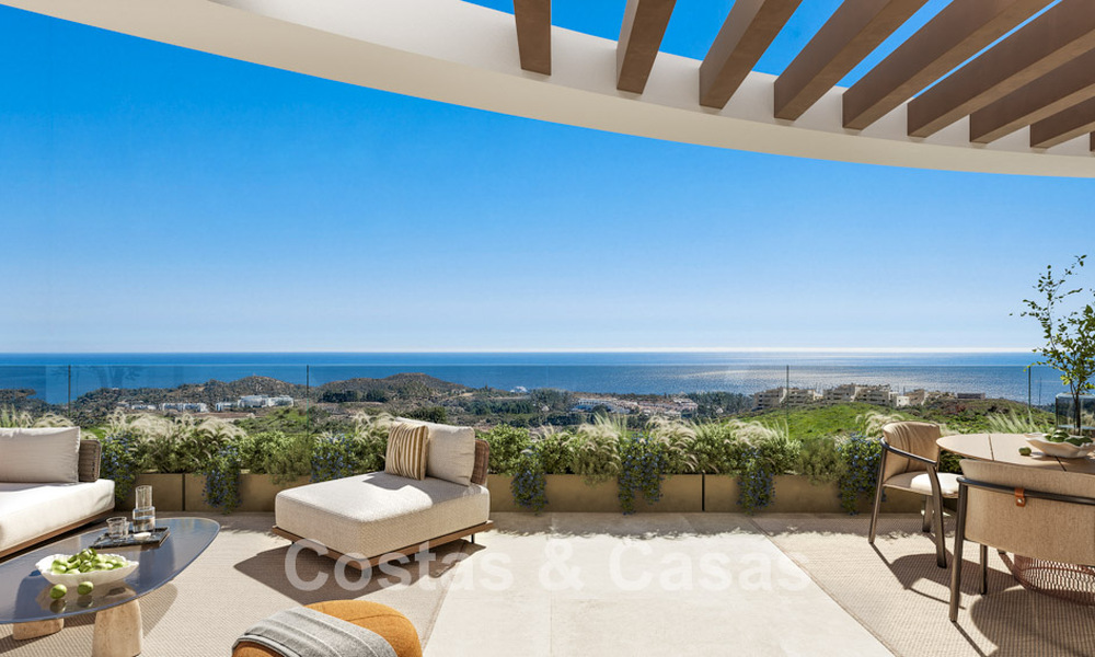 Innovative apartments with panoramic sea views for sale in a golf resort in Mijas Costa, Costa del Sol 792982