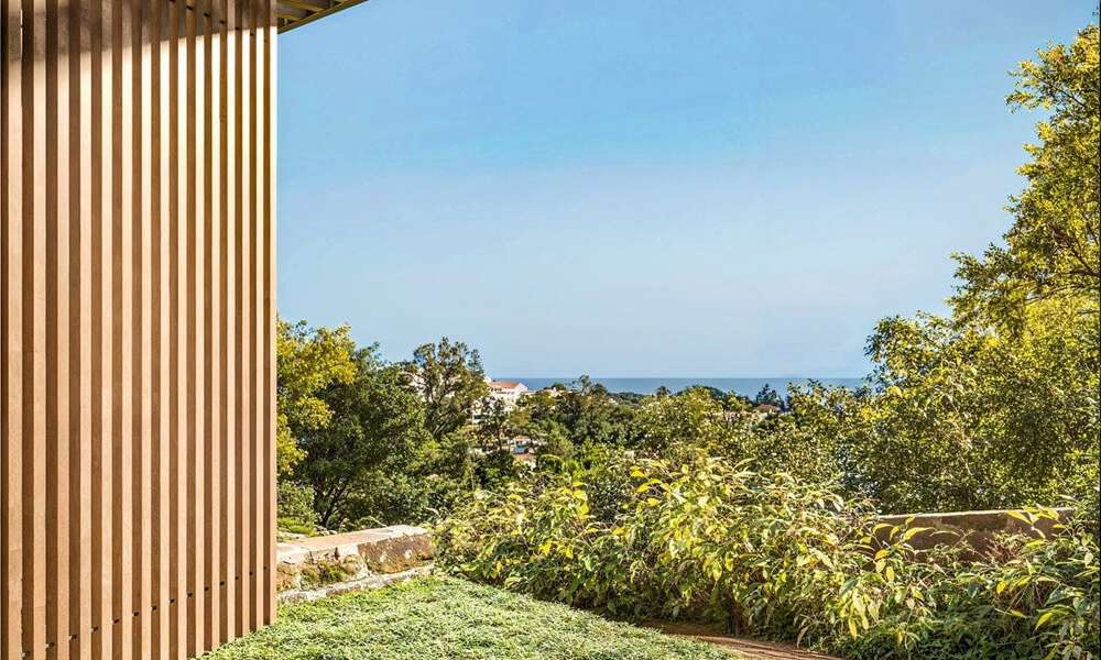 Exclusive contemporary architectural villa for sale in a prestigious area of Nueva Andalucía, Marbella 793028