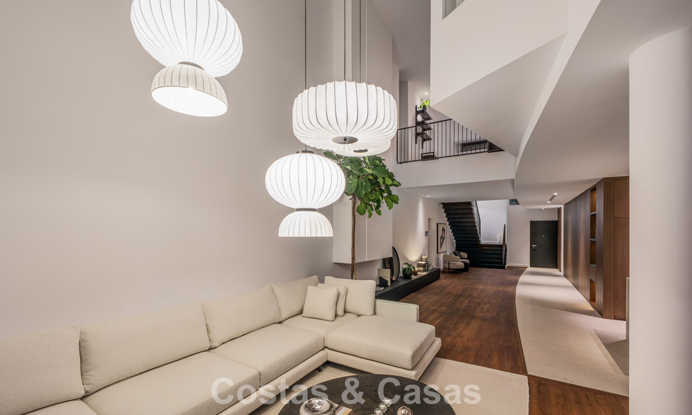 Modern semi-detached villa for sale with sublime sea views in a gated community in Sierra Blanca, Marbella’s Golden Mile 793031