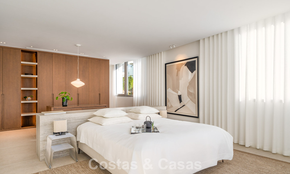 Modern semi-detached villa for sale with sublime sea views in a gated community in Sierra Blanca, Marbella’s Golden Mile 793034