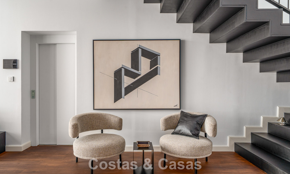 Modern semi-detached villa for sale with sublime sea views in a gated community in Sierra Blanca, Marbella’s Golden Mile 793036