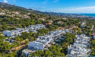 Modern semi-detached villa for sale with sublime sea views in a gated community in Sierra Blanca, Marbella’s Golden Mile 793040 