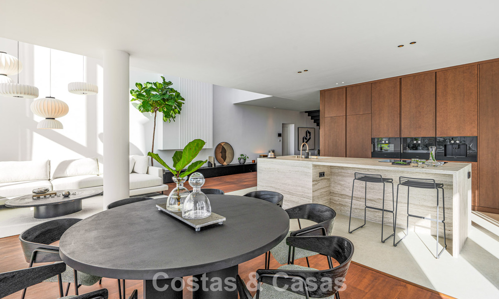 Modern semi-detached villa for sale with sublime sea views in a gated community in Sierra Blanca, Marbella’s Golden Mile 793041