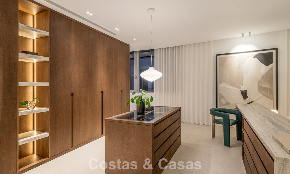 Modern semi-detached villa for sale with sublime sea views in a gated community in Sierra Blanca, Marbella’s Golden Mile 793056