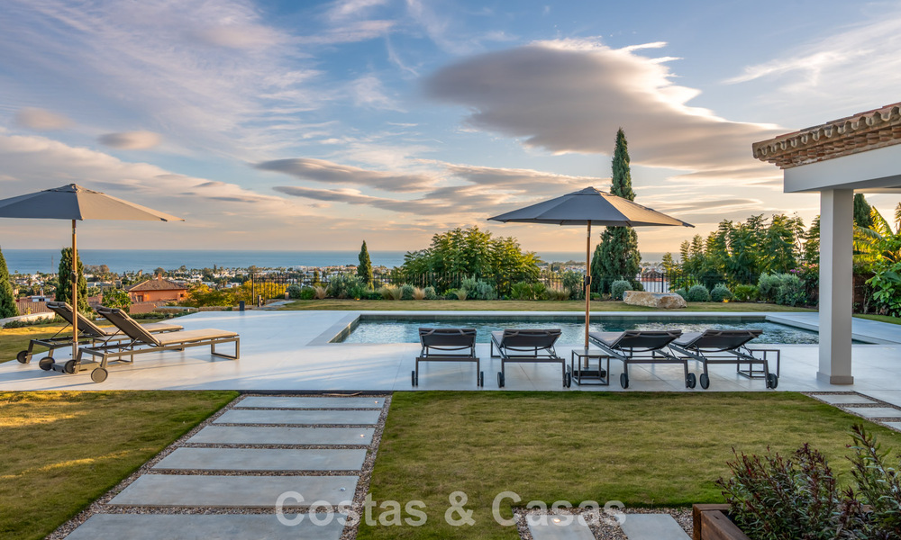 Move-in ready, contemporary Mediterranean villa with uninterrupted panoramic sea views for sale in Benahavís - Marbella 793395