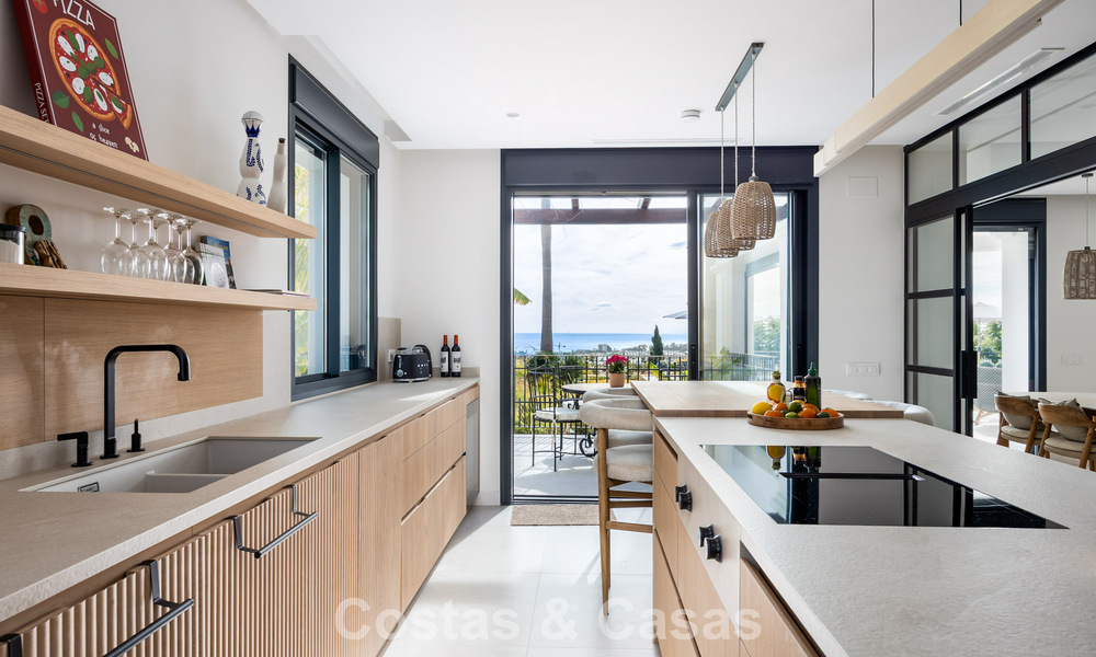 Move-in ready, contemporary Mediterranean villa with uninterrupted panoramic sea views for sale in Benahavís - Marbella 793434