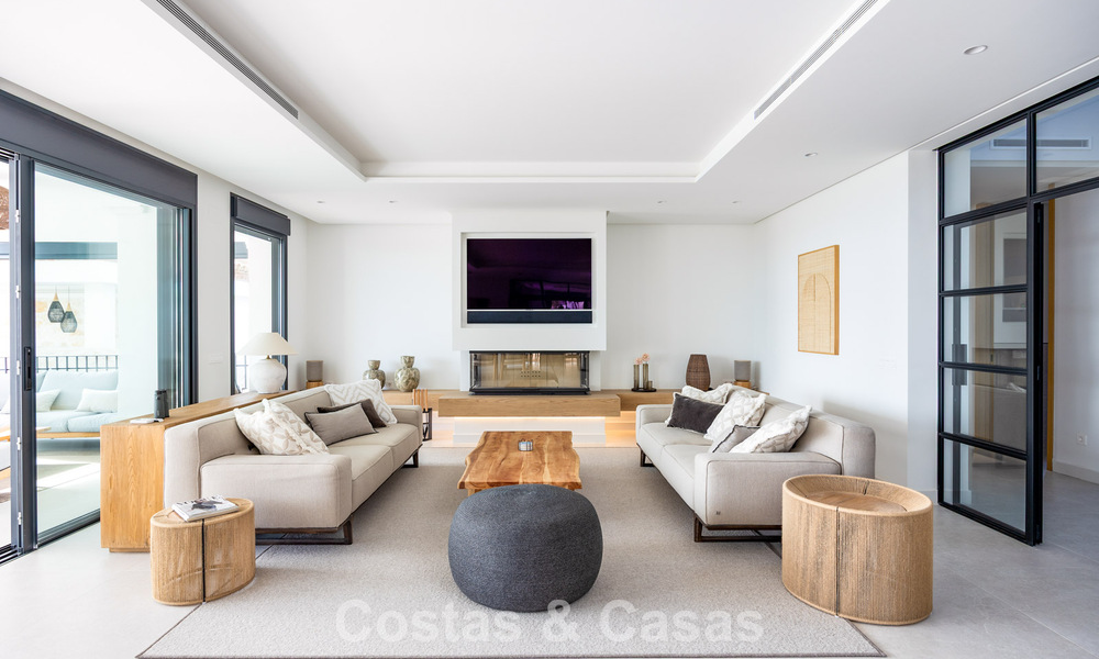 Move-in ready, contemporary Mediterranean villa with uninterrupted panoramic sea views for sale in Benahavís - Marbella 793439