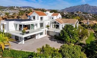 Exclusive villa with separate guest house for sale in a gated community in the hills of Marbella - Benahavís 793490 