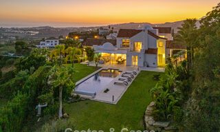Exclusive villa with separate guest house for sale in a gated community in the hills of Marbella - Benahavís 793497 