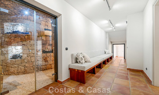 Exclusive villa with separate guest house for sale in a gated community in the hills of Marbella - Benahavís 793559 