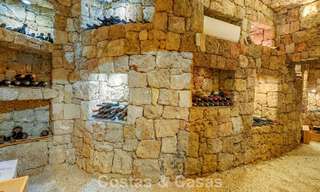 Exclusive villa with separate guest house for sale in a gated community in the hills of Marbella - Benahavís 793560 