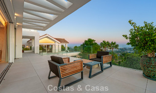 Exclusive villa with separate guest house for sale in a gated community in the hills of Marbella - Benahavís 793571 