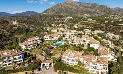 Move-in ready, contemporary 4-bedroom garden apartment for sale on Marbella’s Golden Mile 793582