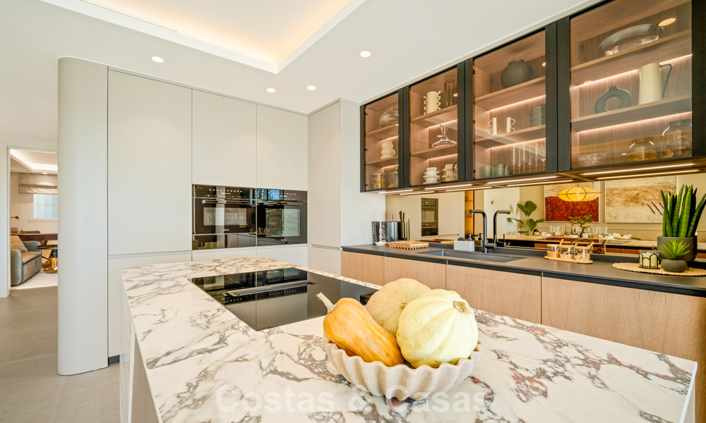 Move-in ready, contemporary 4-bedroom garden apartment for sale on Marbella’s Golden Mile 793595