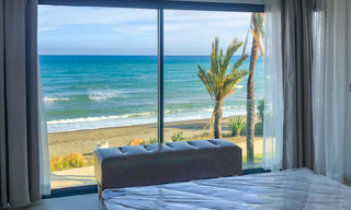 Move-in-ready modern, beachfront luxury house for sale with frontal sea views, within walking distance of Estepona’s town centre 793213 