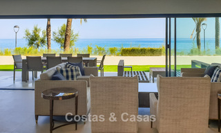 Move-in-ready modern, beachfront luxury house for sale with frontal sea views, within walking distance of Estepona’s town centre 793216 