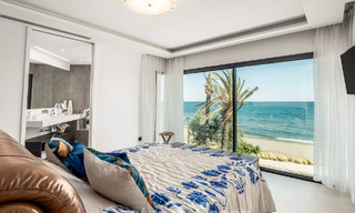 Move-in-ready modern, beachfront luxury house for sale with frontal sea views, within walking distance of Estepona’s town centre 793223 