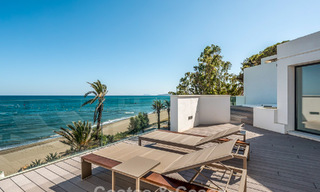 Move-in-ready modern, beachfront luxury house for sale with frontal sea views, within walking distance of Estepona’s town centre 793225 