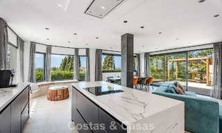 Elegant modern villa within walking distance of the beach for sale in Elviia, east of Marbella town centre 793650 