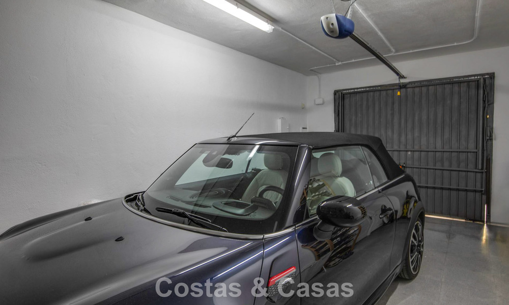 Townhouse with panoramic views and spacious garden for sale in a sought-after gated golf urbanisation in Benahavís - Marbella 793716