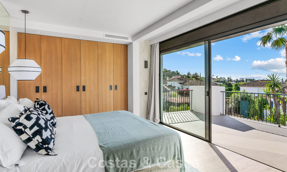 High-quality renovated family villa for sale in the sought-after golf area of Nueva Andalucía, Marbella 793167