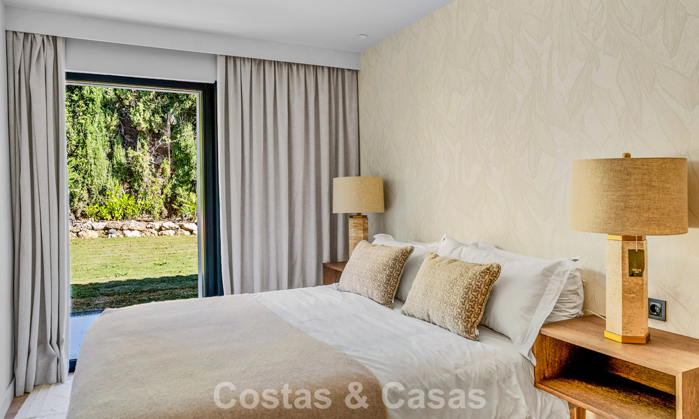 High-quality renovated family villa for sale in the sought-after golf area of Nueva Andalucía, Marbella 793174