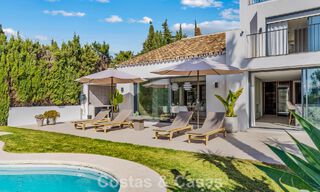 High-quality renovated family villa for sale in the sought-after golf area of Nueva Andalucía, Marbella 793189 