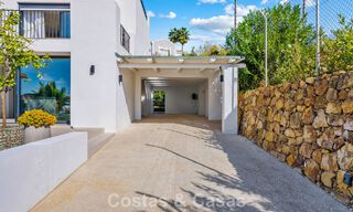High-quality renovated family villa for sale in the sought-after golf area of Nueva Andalucía, Marbella 793193 
