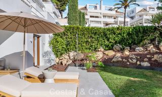 Elegant duplex apartment with private garden for sale, directly on the golf course in Nueva Andalucía, Marbella 793123 