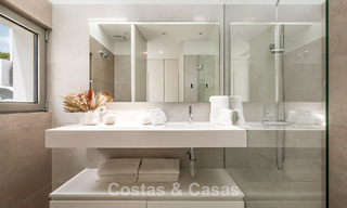 Move-in ready luxury villa with minimalist architecture for sale on the New Golden Mile between Marbella and Estepona 793093 