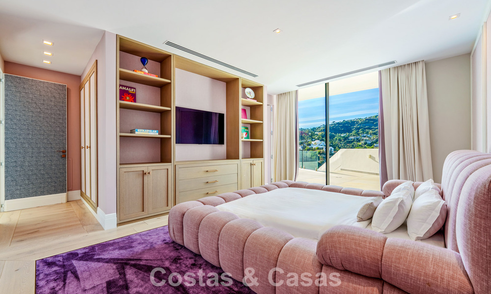 Modern architectural villa with sea views and a profesional gym for sale in El Madroñal, Benahavís - Marbella 793748