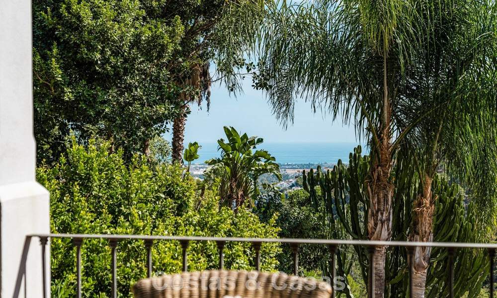 Elegant andalusian villa with panoramic sea views for sale in El Madroñal, Benahavís - Marbella 793830